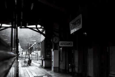 Balduinstein 28.02.2015
Letzte OEF-Schienenbus-Ausfahrt aus dem alten Bahnhof  © Frank Trumpold
