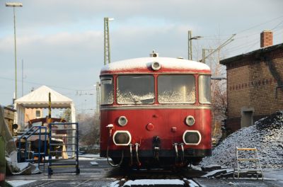 Winterschlaf
Unsere Schienenbusse halten aktuell noch Winterschlaf. Wir hoffen, das wir nach der Coronapandemie wieder mit ihnen unterwegs sein können.© Frank Trumpold
