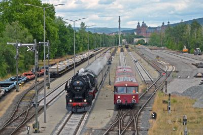 Pendelfahrten zum Jubiläum "100+1 Jahre Hafen Aschaffenburg" am 10.07.2022 mit der Museumseisenbahn Hanau
