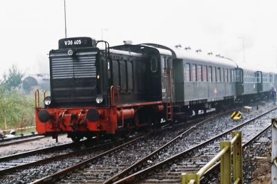 V36 405 der Historischen Eisenbahn Frankfurt am Main auf der Hafenbahn im Oktober 1983 - © Dietmar König, Sammlung Frank Trumpold
